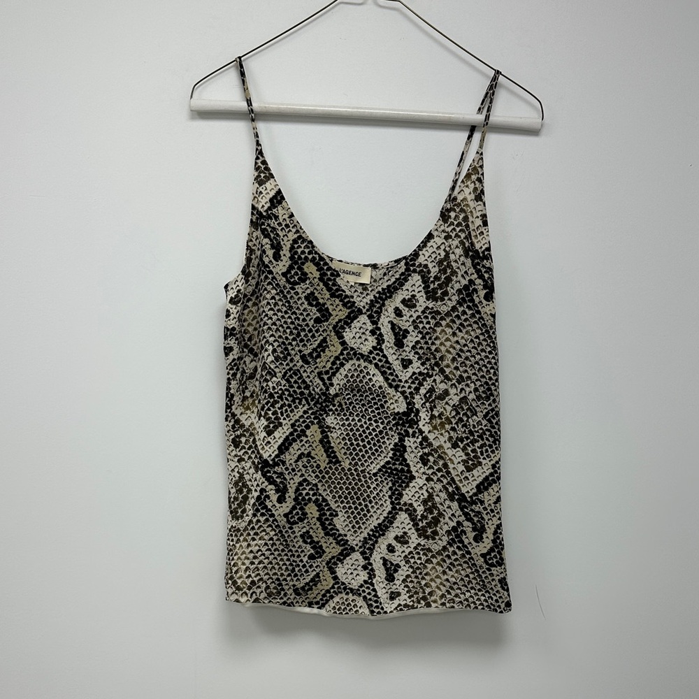 L'AGENCE Black and Tan Patterned Top
Python print